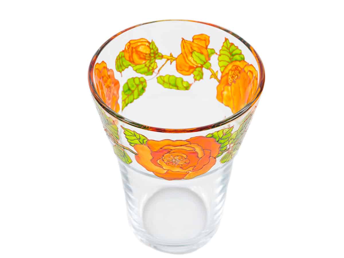 Vaza cu trandafiri portocalii